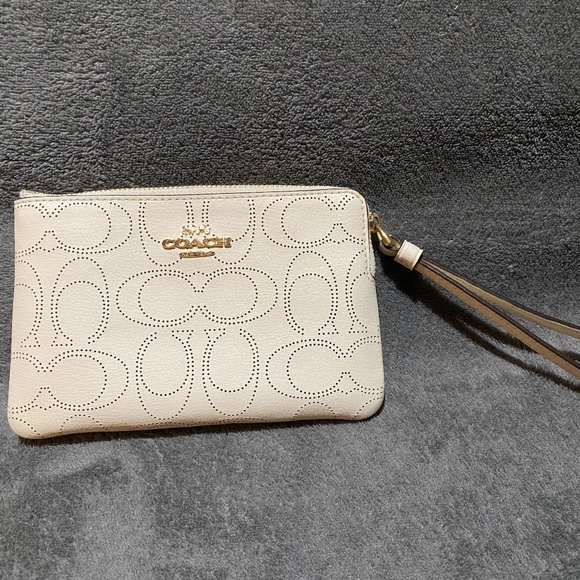 Coach Leather Wristlet - Picture 1 of 4